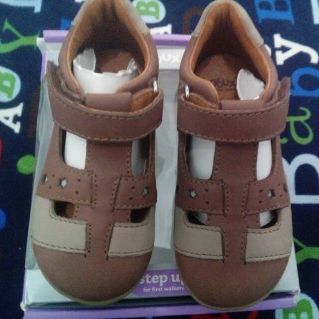 bobux pre walker shoes