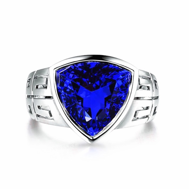 Cincin King Safir Blue Triangle Ring Warna Perak Bahan Tembaga