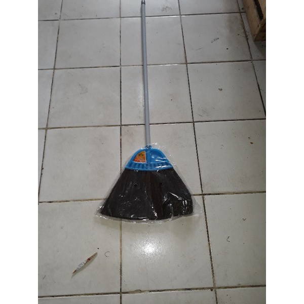 sapu kipas 2 macan