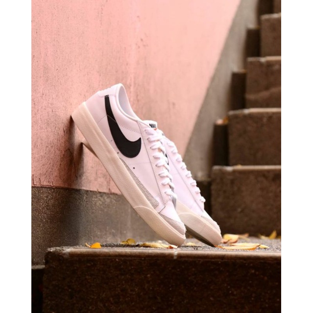 Nike Blazer low 77