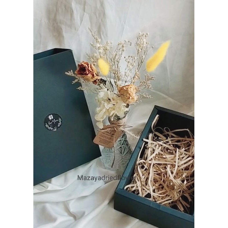 Dried Flower Gift Set (incl Vas and Box)