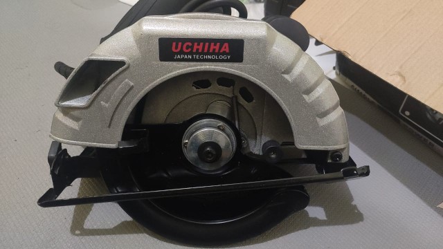 Mesin Bor Baterai Cordless Besi Kayu Tembok Beton  Merk Uchiha Japan Promo Gila