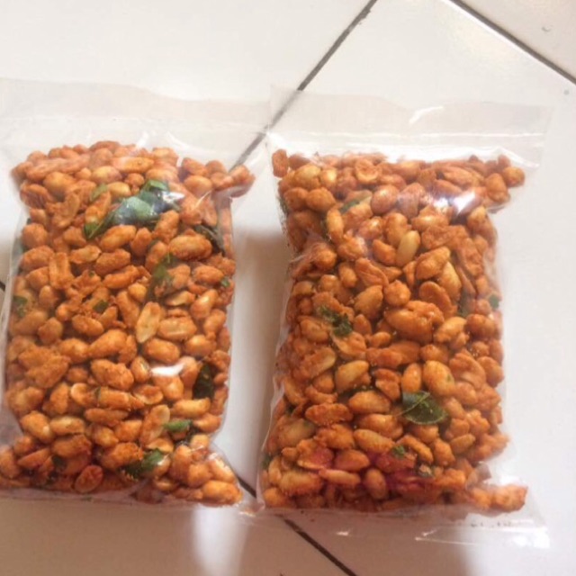 

Kacang thailand pedas