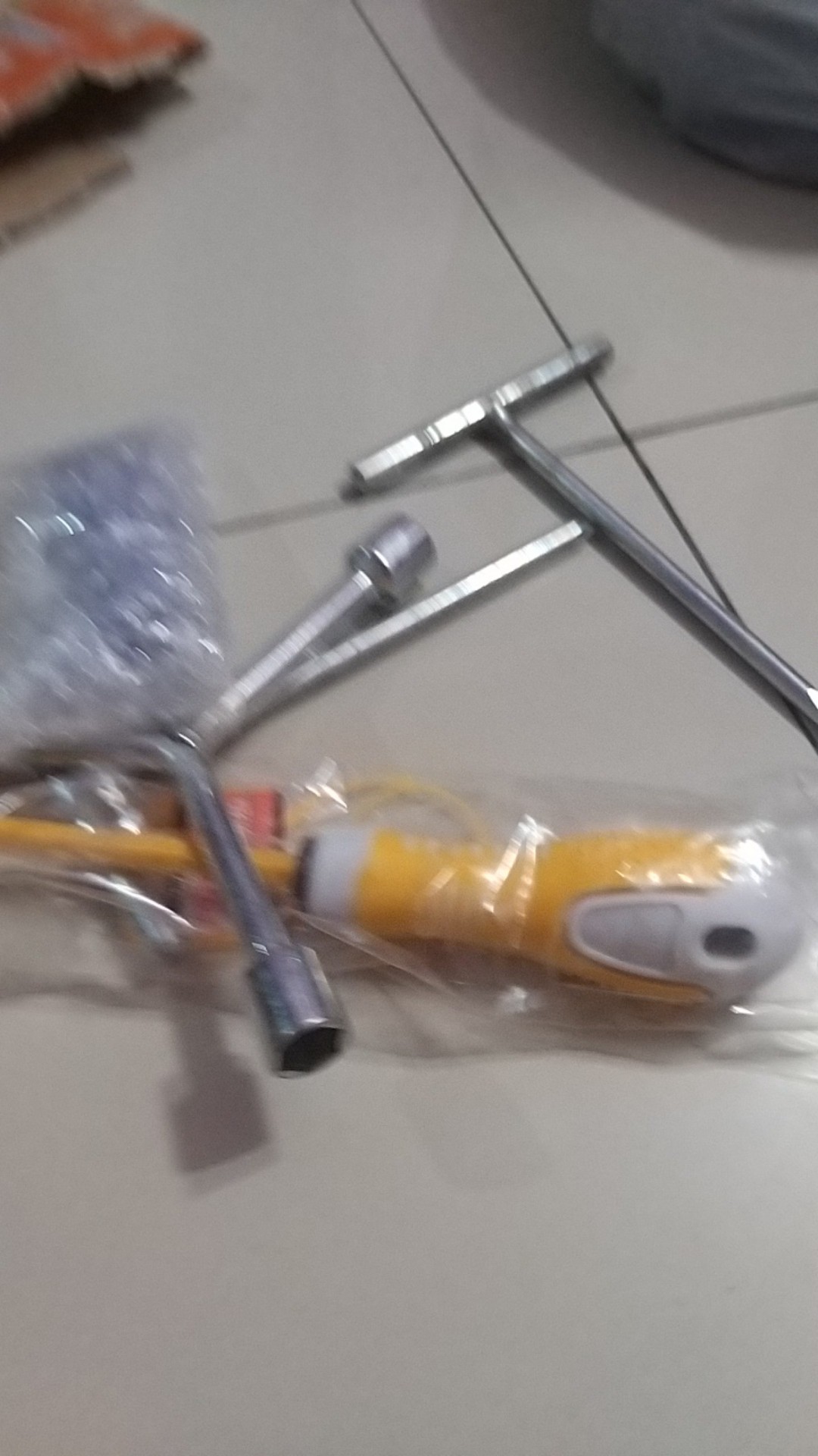 Obeng Min Model T Besi / Obeng T Min Model T