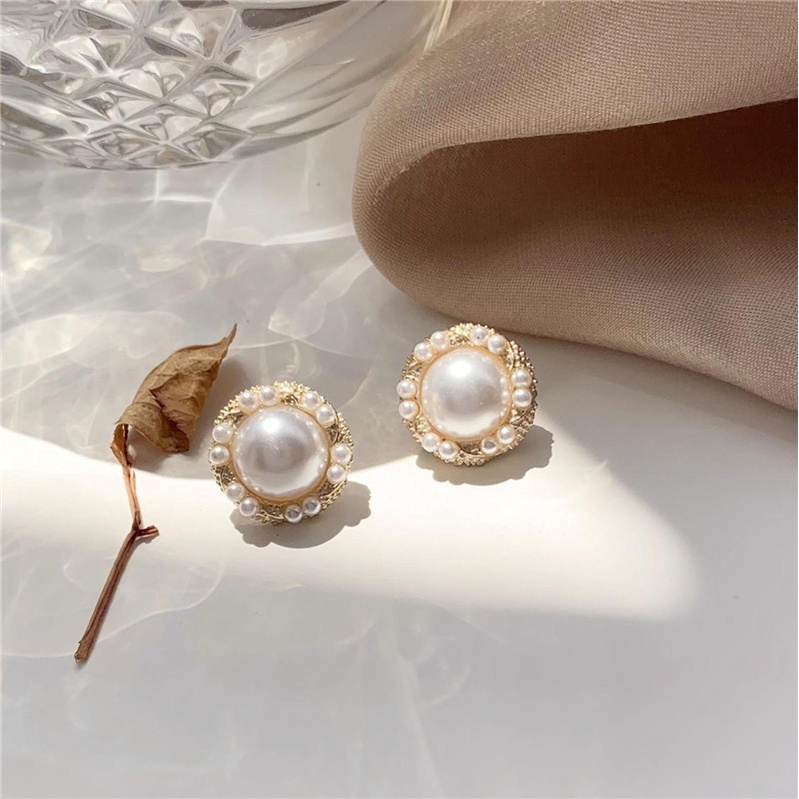 Anting Stud Bentuk Lingkaran Geometris Aksen Mutiara Bahan S925 Warna Permen Untuk Wanita