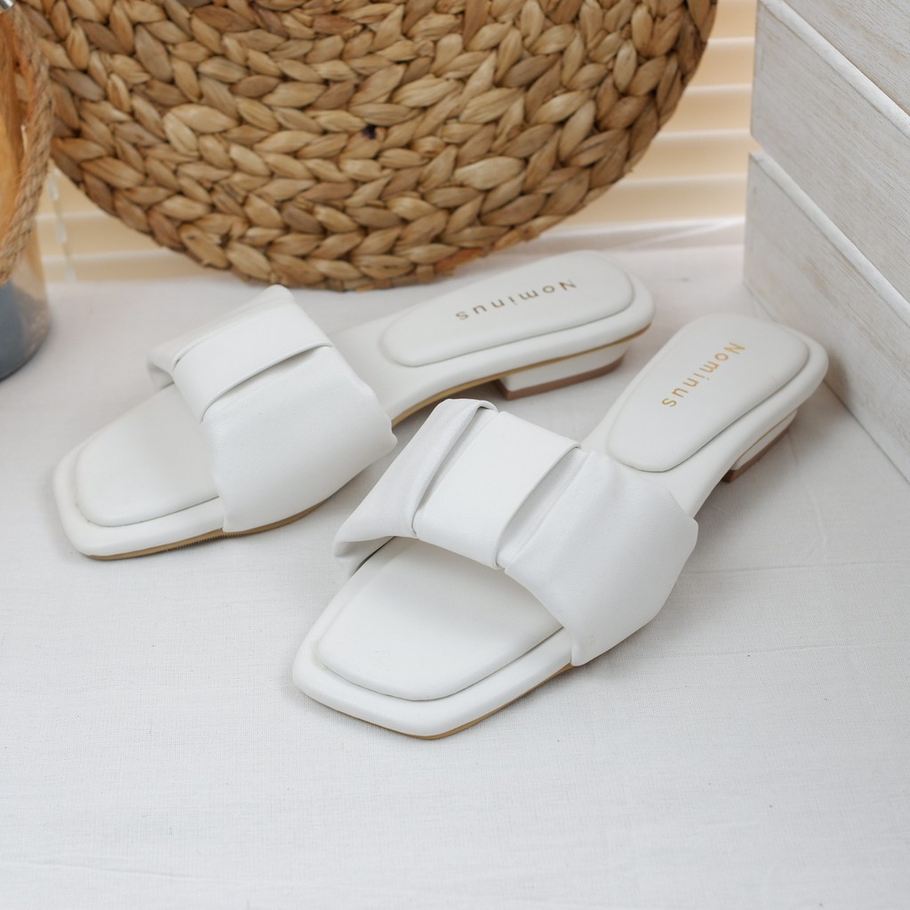 FLASH SALE 7.7 FLAT SANDAL KOKOP LIPAT REALPICT BLX 01