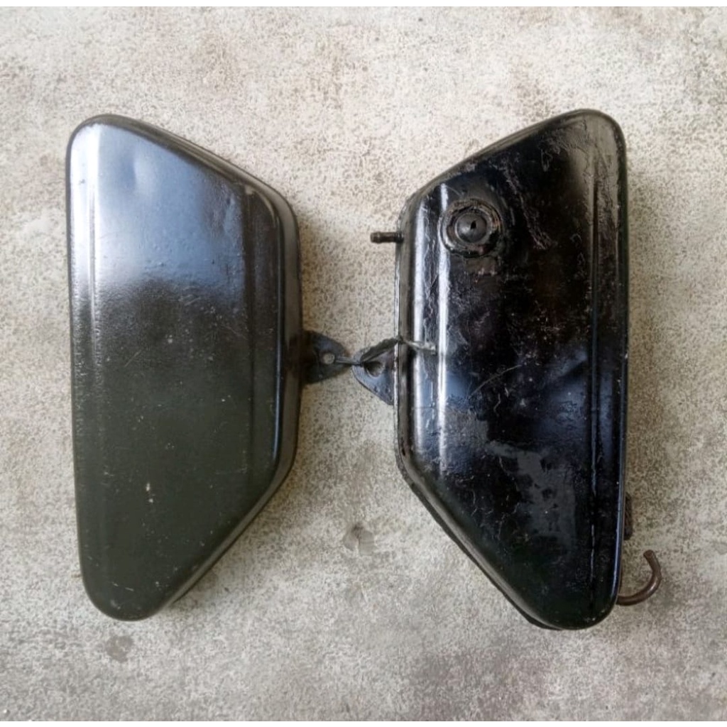 sepasang tutup aki yamaha LS3 RS100 original copotan motor