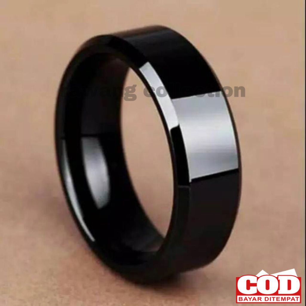 Cincin Titanium Hitam Polos Pria Wanita Anti Karat