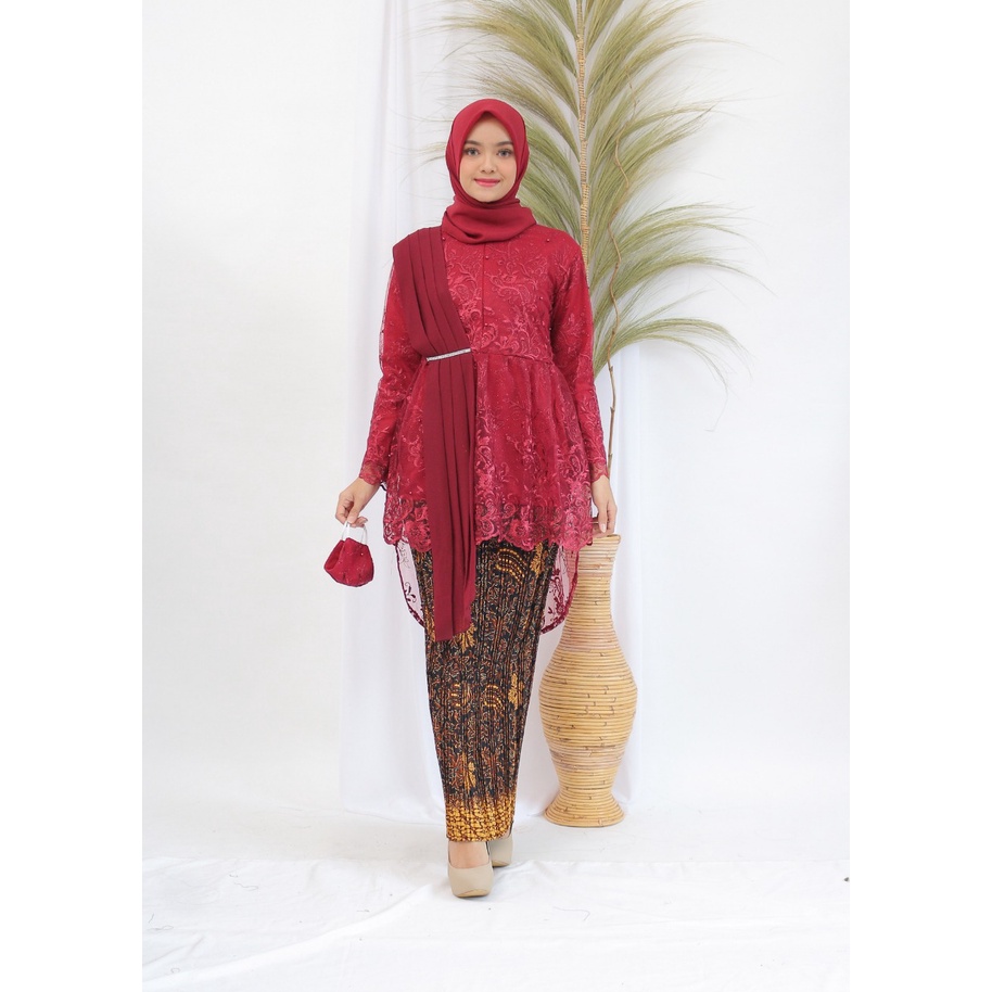 RED LOVE 136/(TERMURA) /SETELAN KEBAYA ROK SELENDANG / SETELAN KEBAYA WISUDA / SETELAN KEBAYA TILLE MUTIARA TERBARU / SETELAN KEBAYA MODERN TERBARU / BAJU PESTA / KEBAYA PESTA