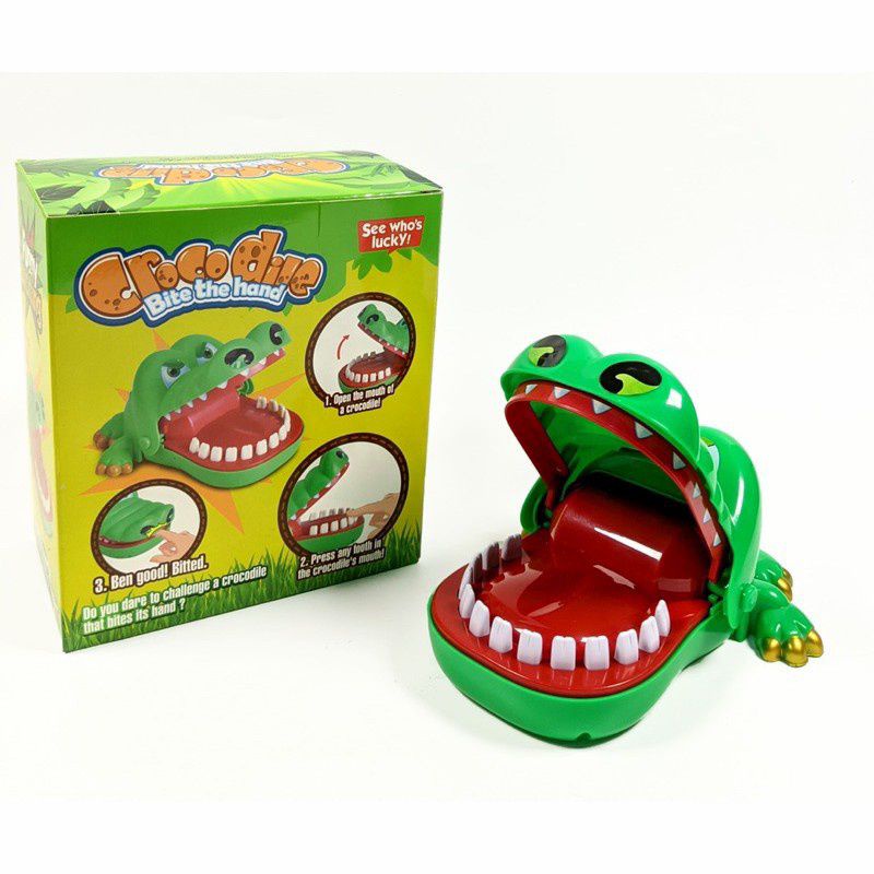 mainan buaya gigit tangan