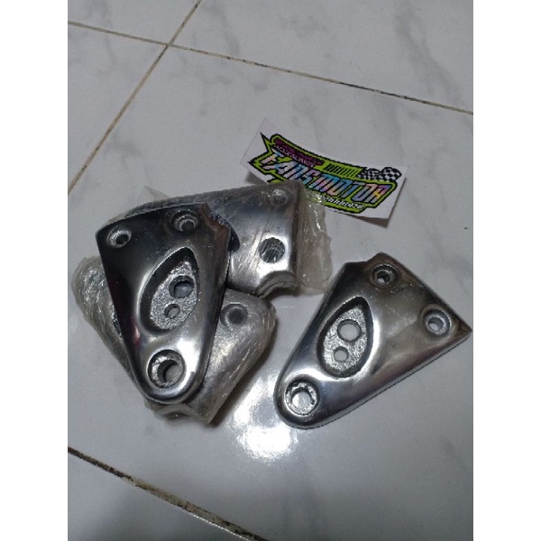 KUPINGAN LAMPU DEPAN BREAKET LAMPU TIGER REVO BUKAN ORI
