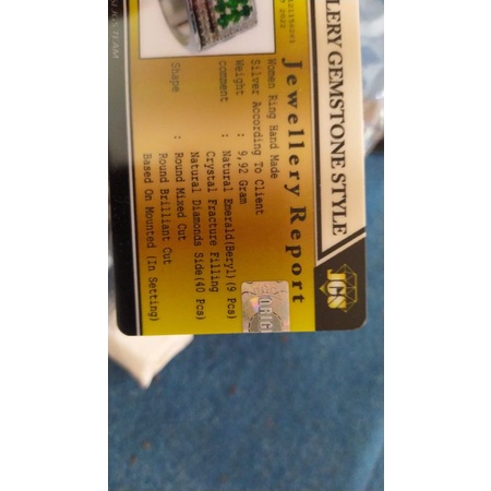 cincin berlian zamrud Colombia