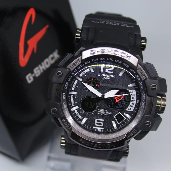 JAM TANGAN PRIA / COWOK G-SHOCK GS GPW 1000 KEPALA BESI BLACK ANGKA WHITE ANTI AIR
