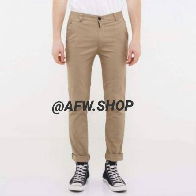  Celana  Cino Mocca Enak Dipakai Sehari  Hari  Dan Membuat Mu 