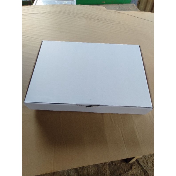 

kardus 32x22x5 packing/pizza
