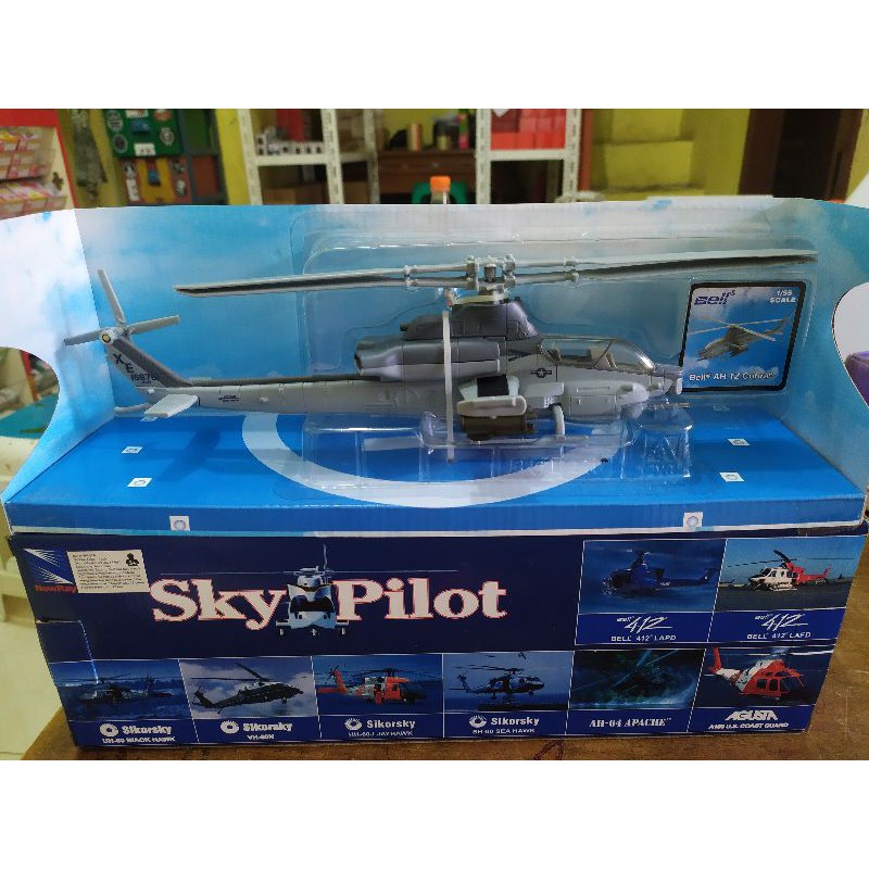 Diecast Miniatur pesawat helikopter Cobra Bell AH-1Z Helicopter
