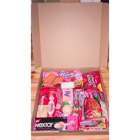 

SNACK GIFT BOX | ONE COLOR RED PINK EDITION | ACIGIFT.ID