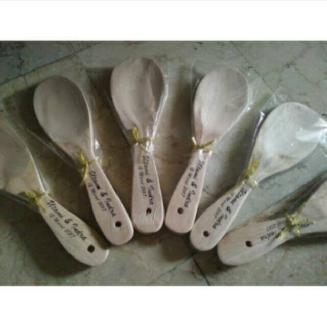

Centong Kayu + Sablon + Plastik