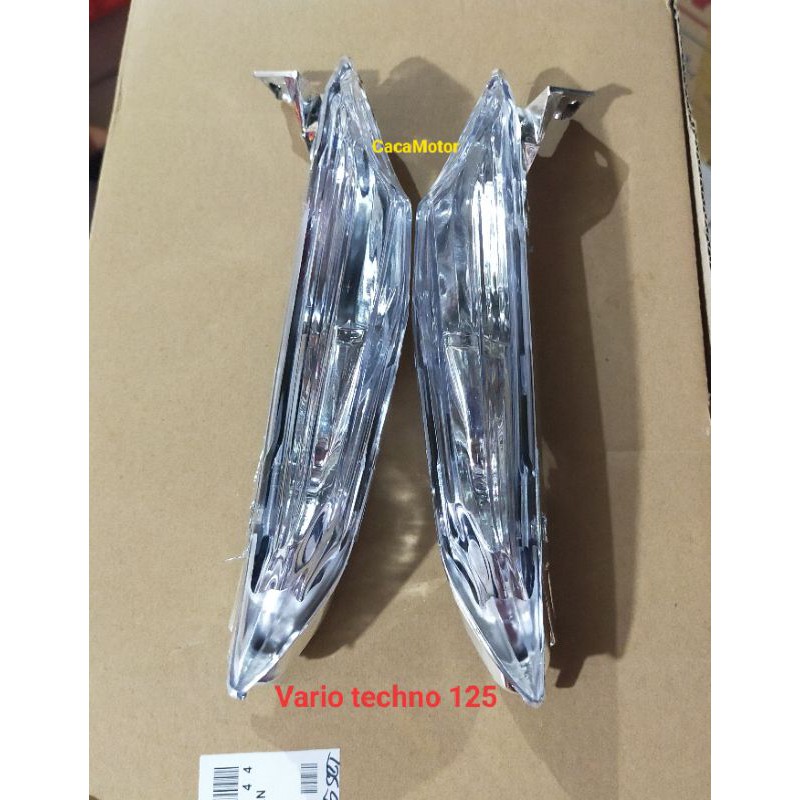 LAMPU SEN DEPAN VARIO TECHNO 125 / 2012 - 2015 ( Merk.  NARITA )