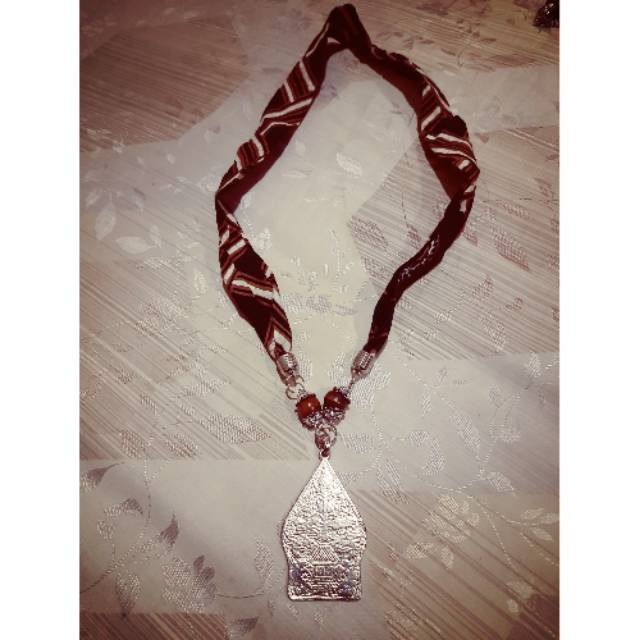 Kalung Etnik Liontin Wayang