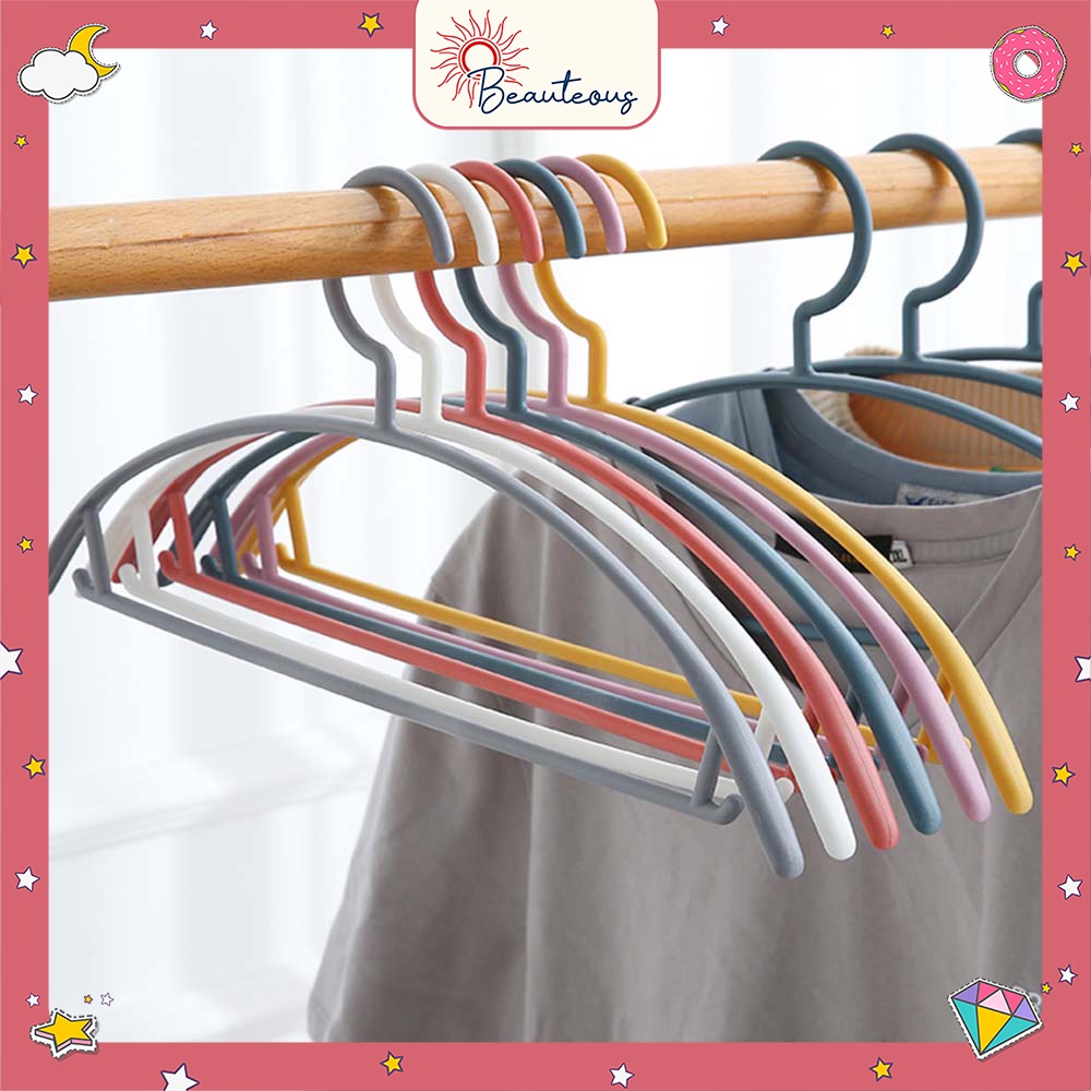Hanger Baju Gantungan Pakaian Kapstok Plastik Laundry Warna Warni Anti Slip