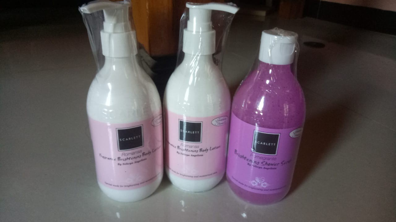Scarlett Pomegrante Whitening Body Shower By Felicya Angelista