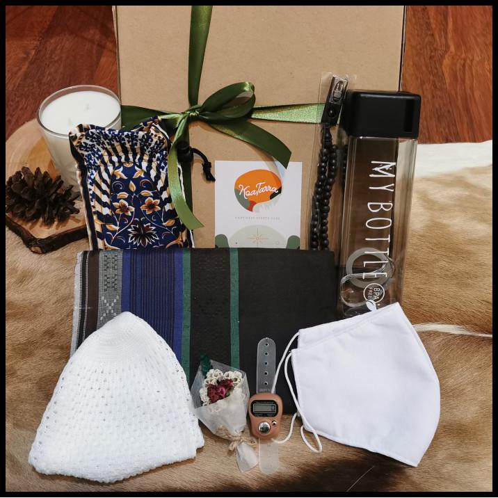 

Hampers Pria Murah Perlengkapan Sholat Untuk Kado Cowo Dan Lebaran