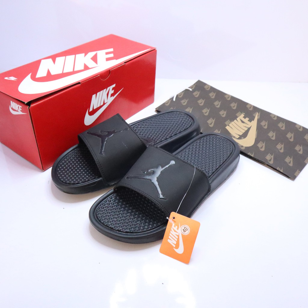 sendal kasual pria wanita nike banassi jordan sport casual slip sandals import premium cowok cewek-JORDAN HITAM POLOS