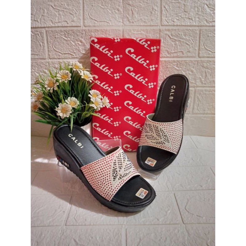 Sandal wedghes calby murah-Slop daun crem