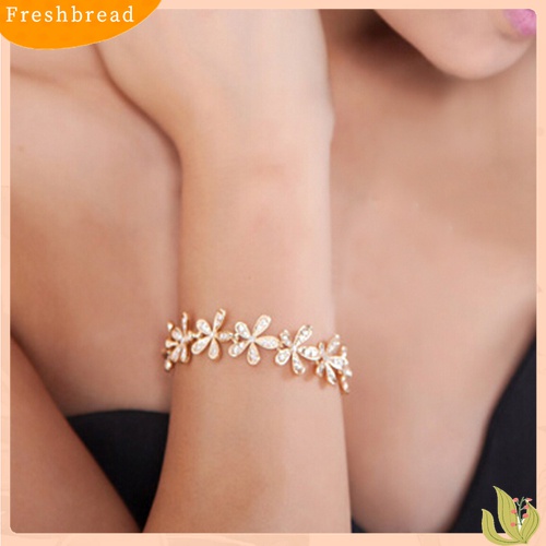 [Fresh] Gelang Vintage Bohemian Motif Snowflake Bahan Alloy + Berlian Imitasi