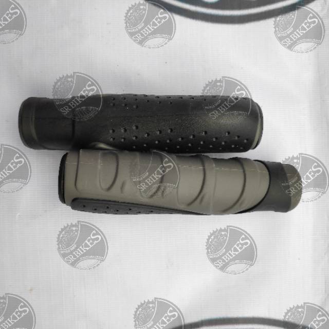 HandGrip Hand Pad Posol Cover Stang Stir Sepeda. Hitam-Abu. ETERNA G301