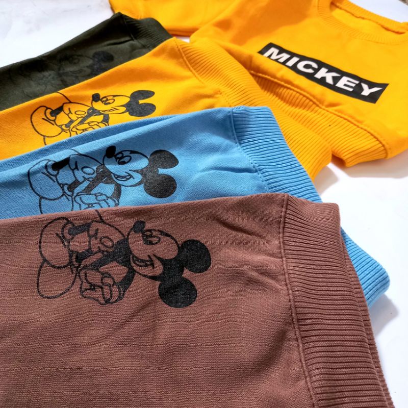 Setelan sweater bayi mickey