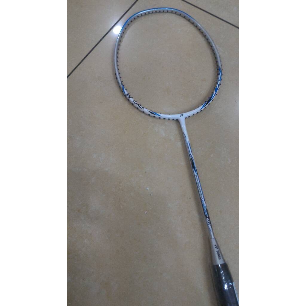 Raket Bulutangkis Terbaru Raket Yonex Nanoray Light 4i