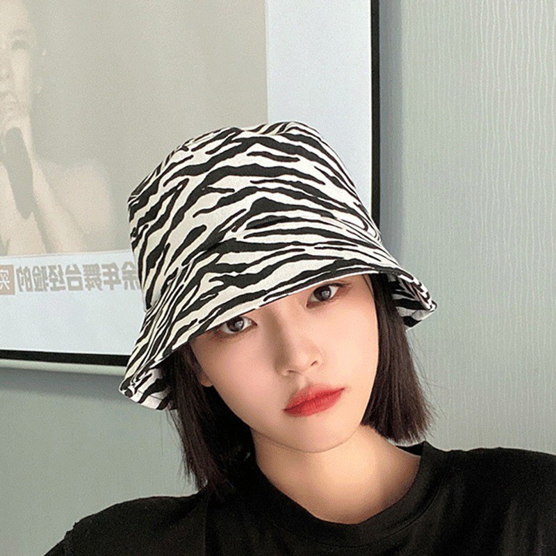 Topi Bucket Motif Zebra Gaya Jepang Retro Untuk Wanita