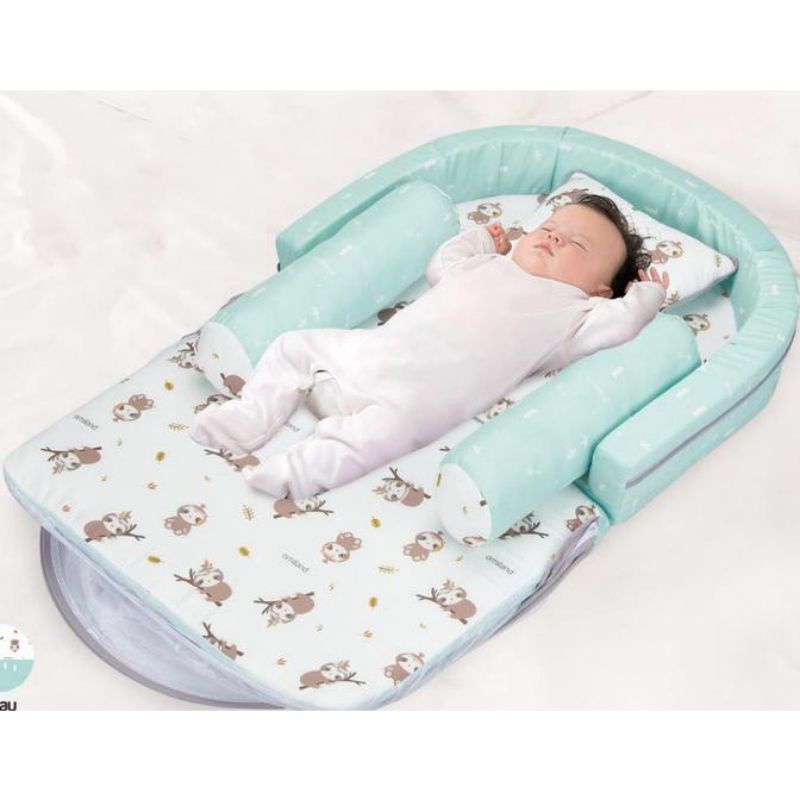 Omiland Kasur Bayi Lipat BUMPER Kelambu + Extra Perlak Series Sloth - OB21151-2 / Alpaca OB21204