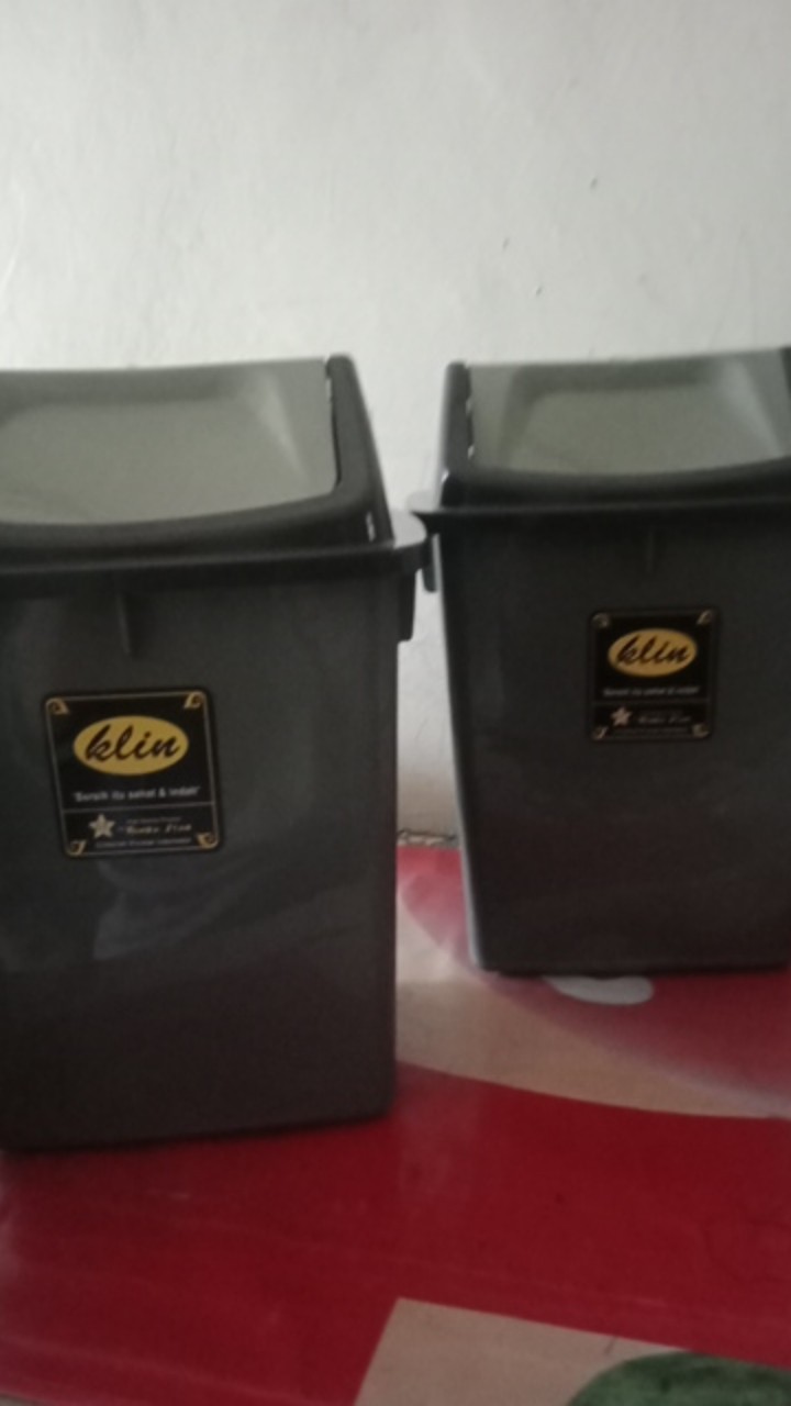Serbu Murah - Keranjang Sampah Clean Tempat Sampah 5 Liter Tutup Goyang Tempat Sampah Plastik