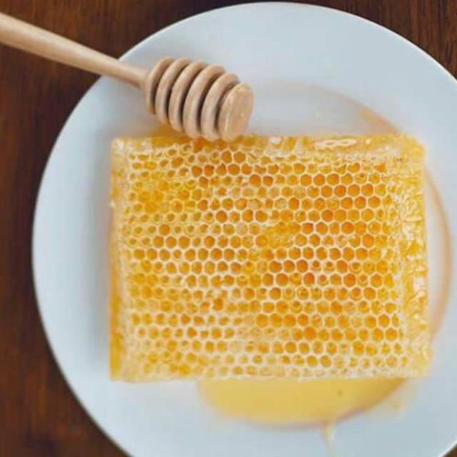 

Sarang madu mellifera 500gr