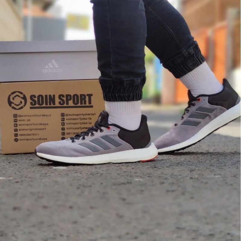 SEPATU LARI PRIA ADIDAS PUREBOOST 21 (GX8063)