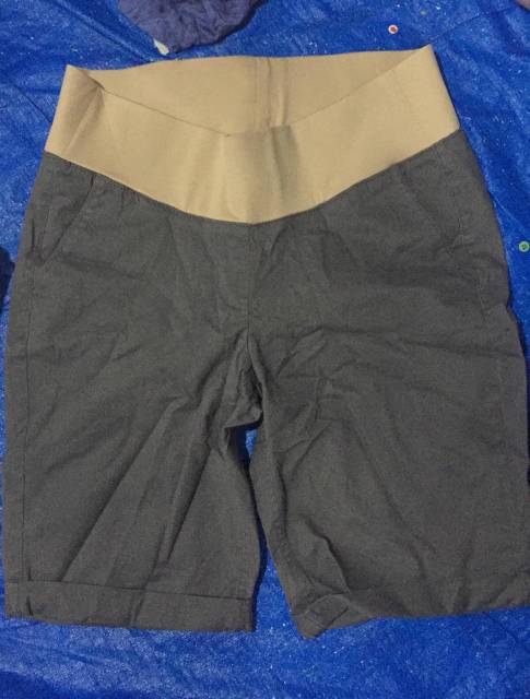 Loft grey basi knee length twill bermuda summer shorts(HARGA NORMAL 78.000)