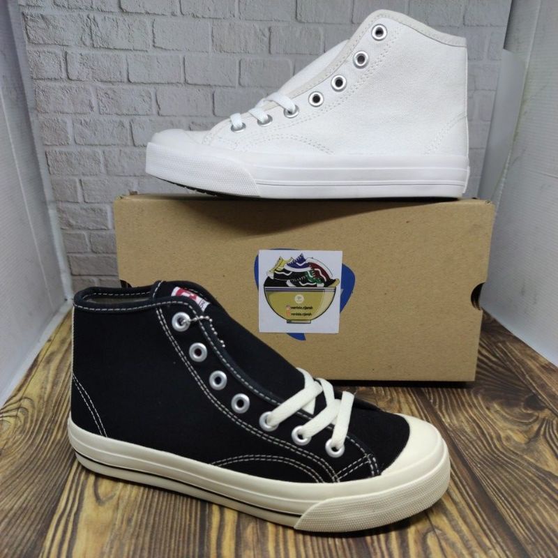 Ventela Basic High White / Black Natural