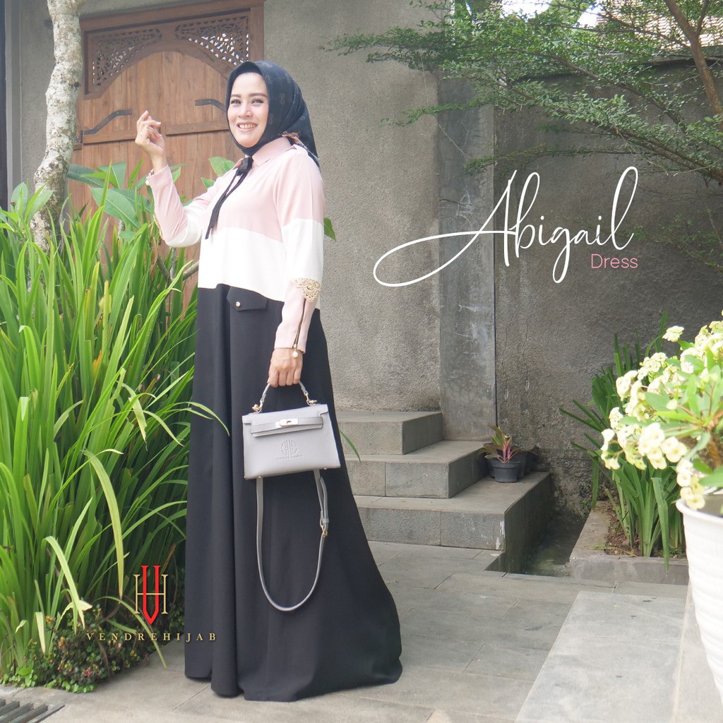 Abigail Dress By Vendre Hijab Dress Polos Dress SALE DARI 570,000 JADI 513,000