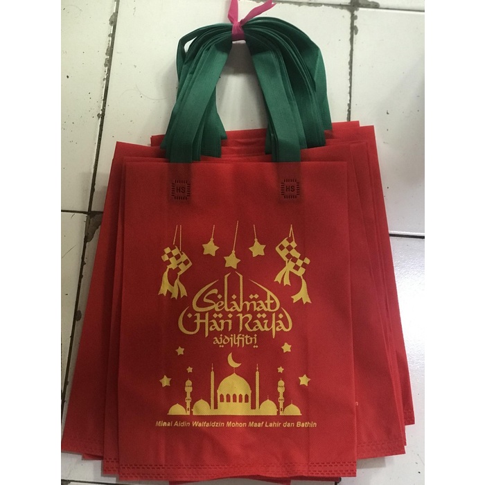 

Tas Kain Spunbond Goodie Bag 25 X 35 Lebaran / Idul Fitri 033