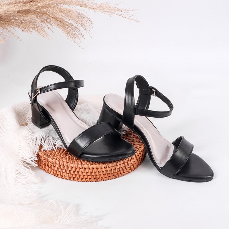 (COD) Gratis Ongkir - Hak Heels Wanita / hak Tahu 5 cm / Sepatu Wanita / hak heels tali / Fashion Wa