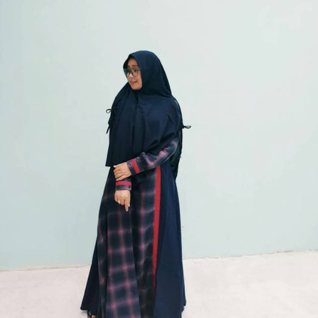 Flanel Dress by Agira