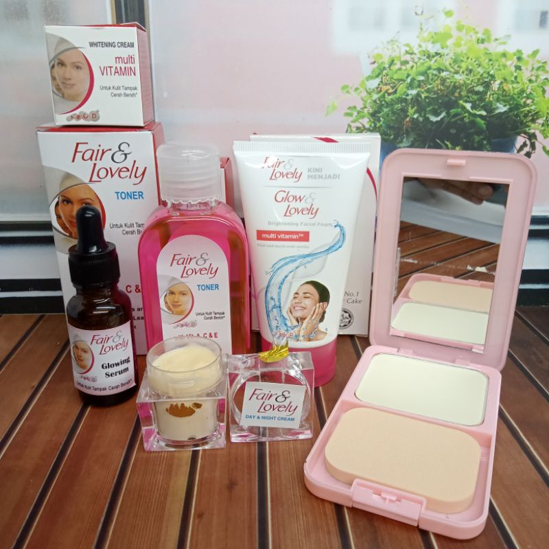 Paket Lengkap  Fair&amp;Lovely 5In1 // Glow&amp;Lovely 5In1 Cream super+bedak+ff+toner+serum