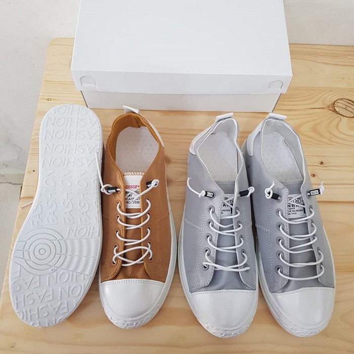 BISA COD! Sepatu Sneakers Pria Import Sneakers Pria Terbaru 110506