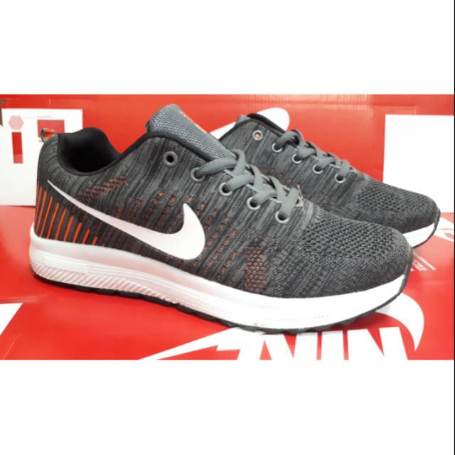 Sepatu import berkwalitas harga murah langsung dari gudang importir