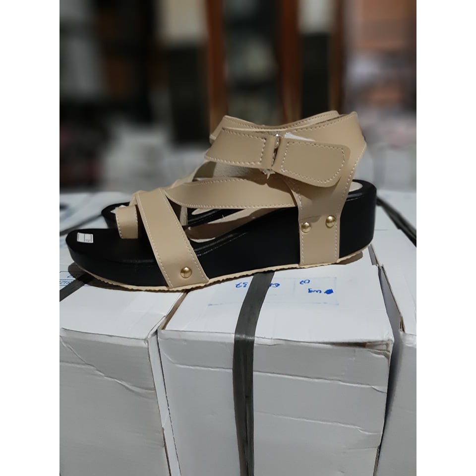 PROMO Sandal Wedges Wanita Elegan WG07