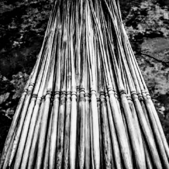 Gapit wayang bambu warna hitam