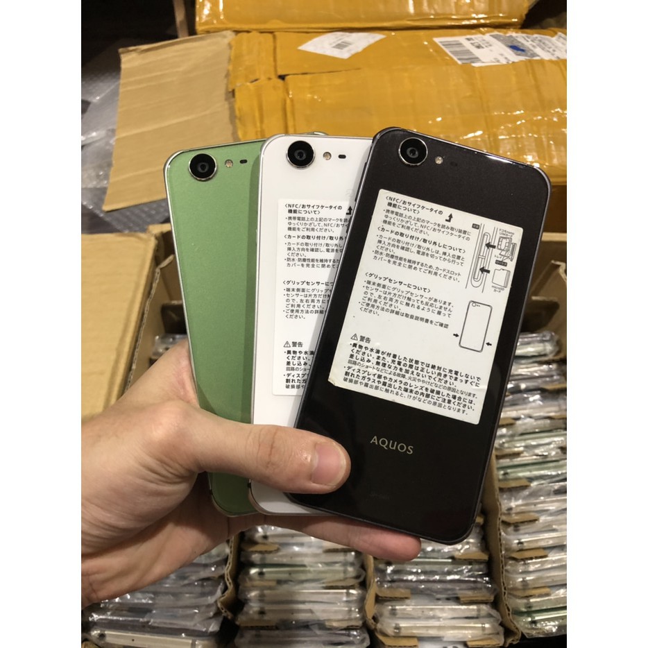 [33] Sharp Aquos 04H 32gb Ram 3gb 4G LTE Mulus Handphone / Phone / HP